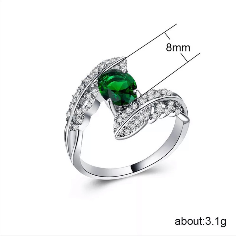 New Hot Marquise Cut Women’s Emerald Ring - Picture 2 of 2